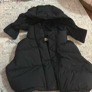 Lululemon super crop puffer vest